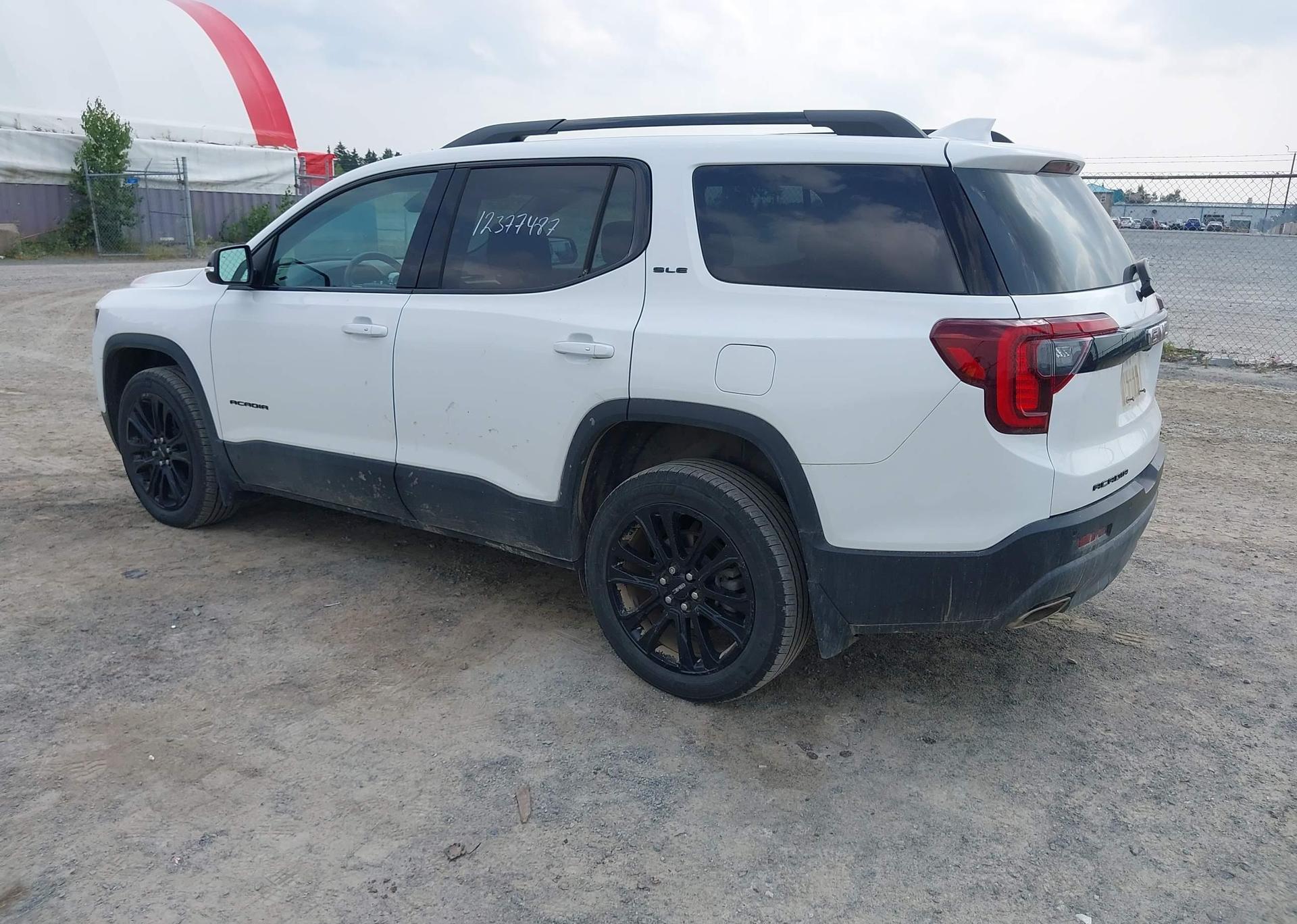 2023 GMC ACADIA SLE