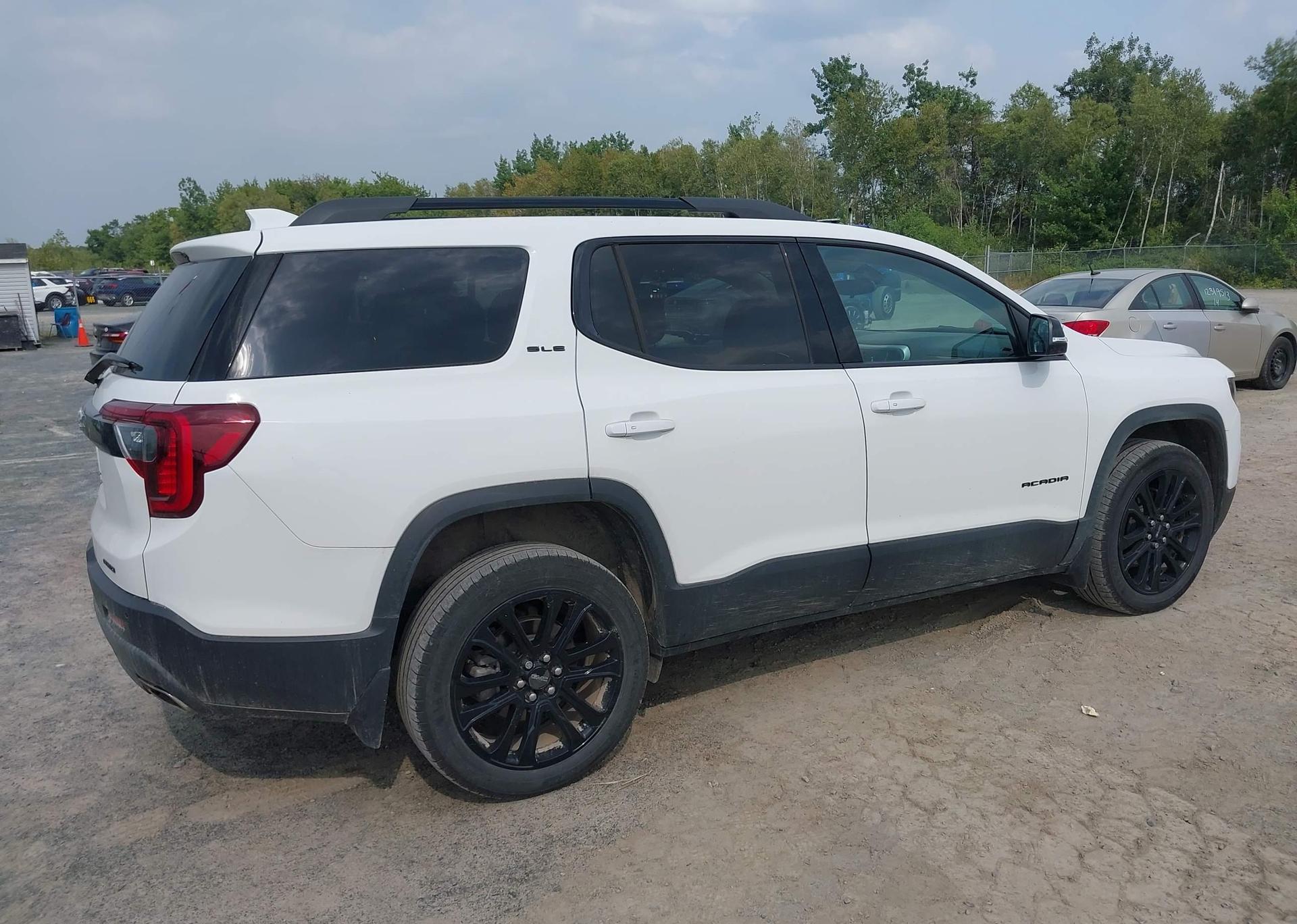 2023 GMC ACADIA SLE