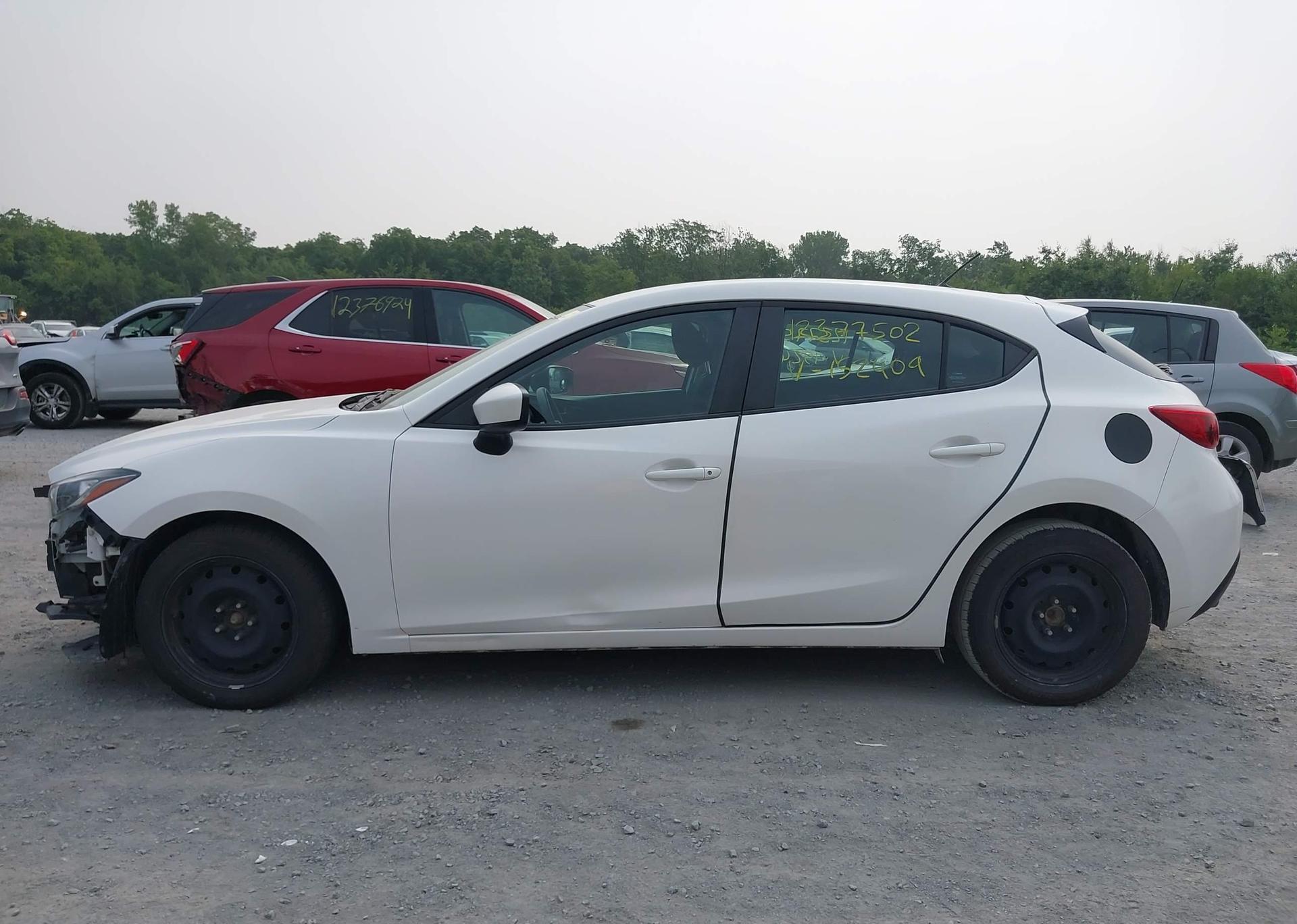 2015 MAZDA 3 Sport
