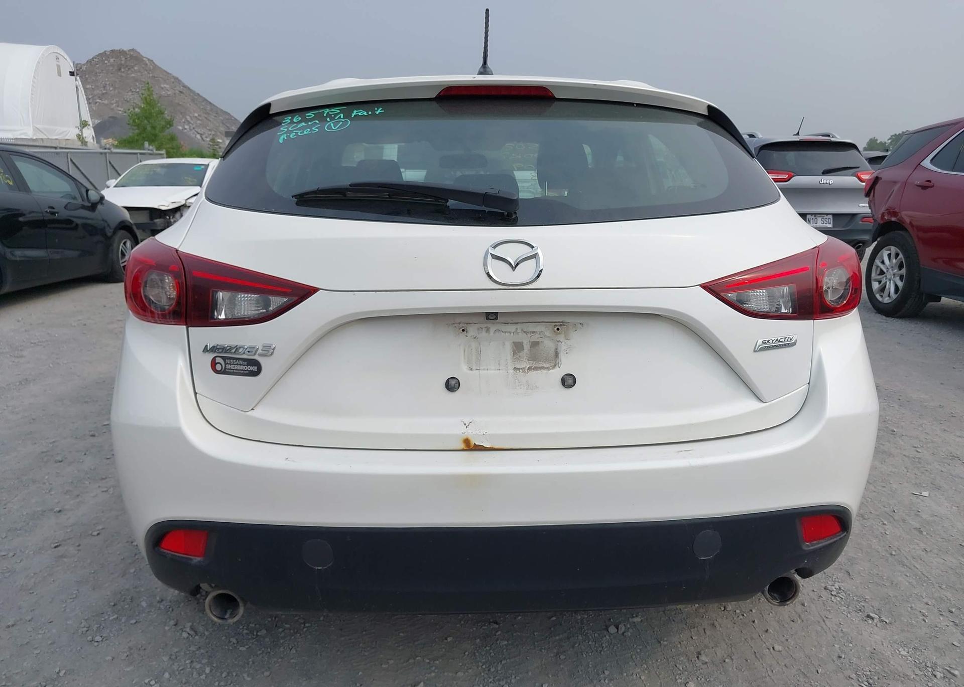 2015 MAZDA 3 Sport
