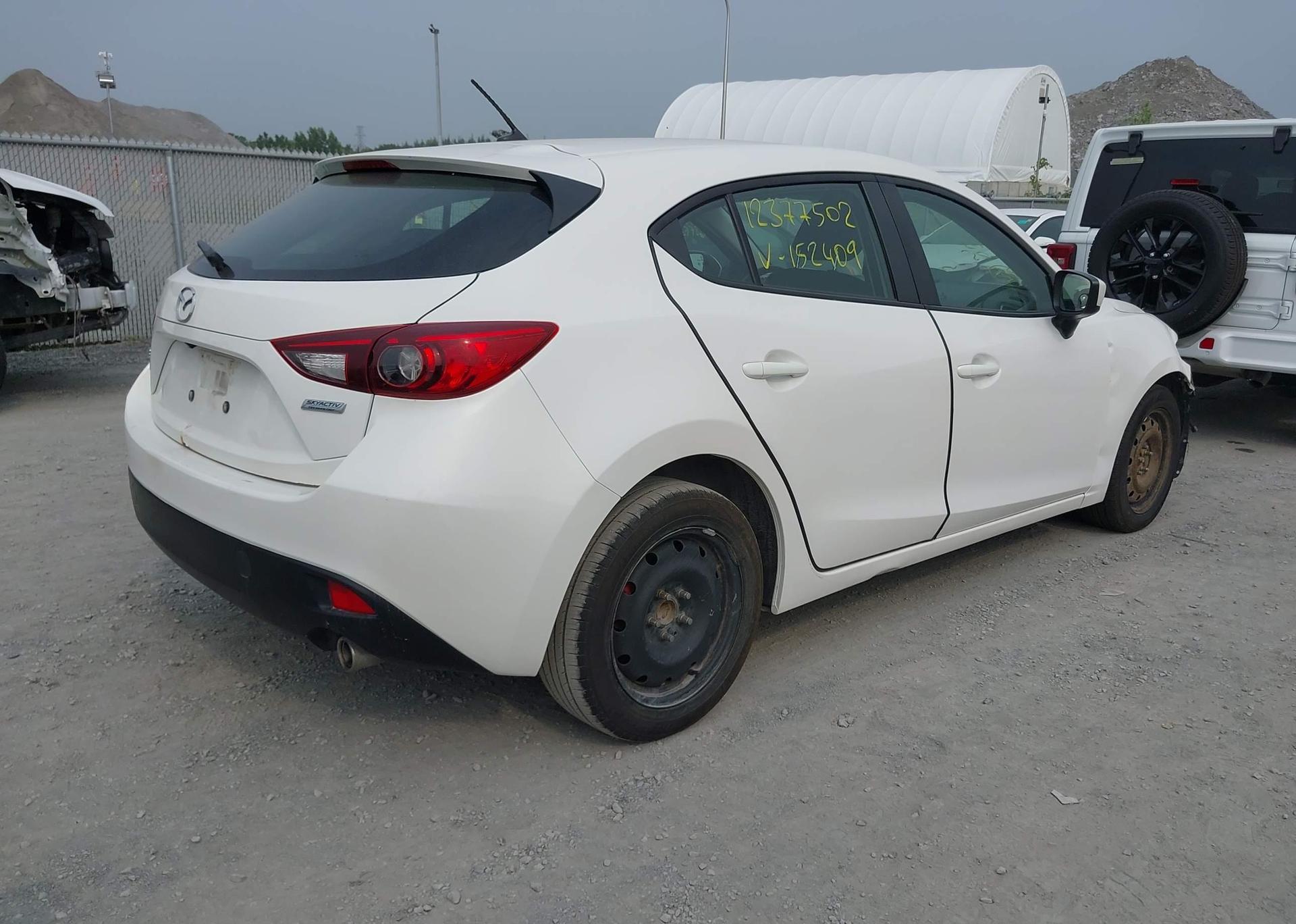 2015 MAZDA 3 Sport