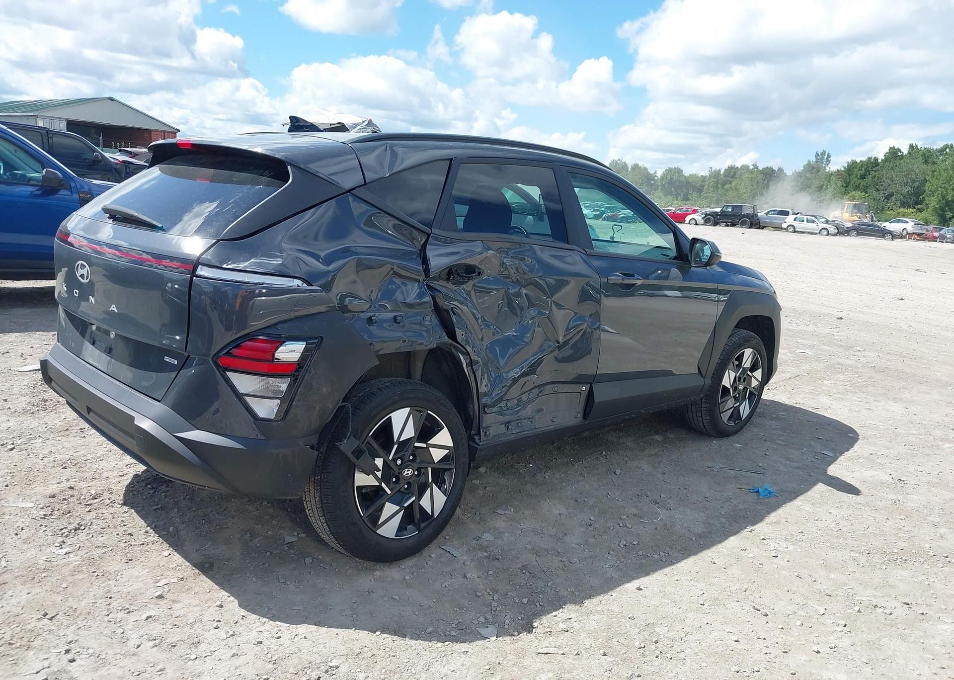 2024 HYUNDAI KONA SEL