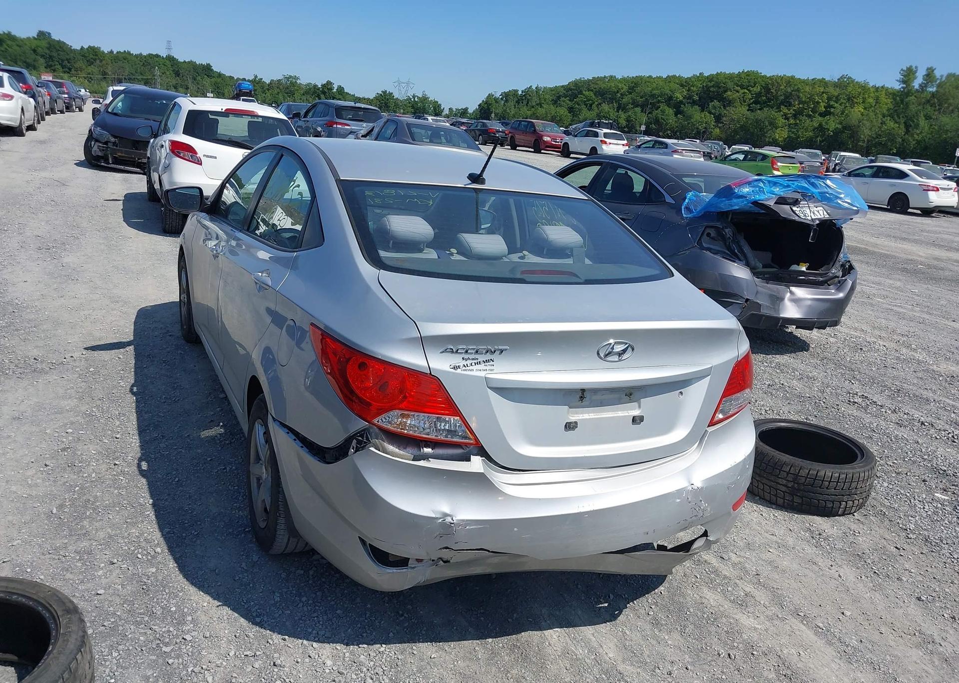 2013 HYUNDAI ACCENT GLS