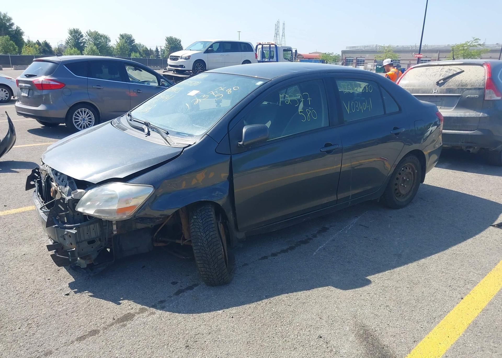 2012 TOYOTA YARIS