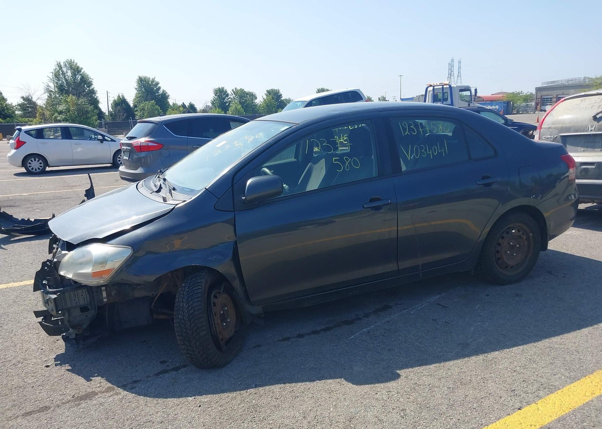 2012 TOYOTA YARIS