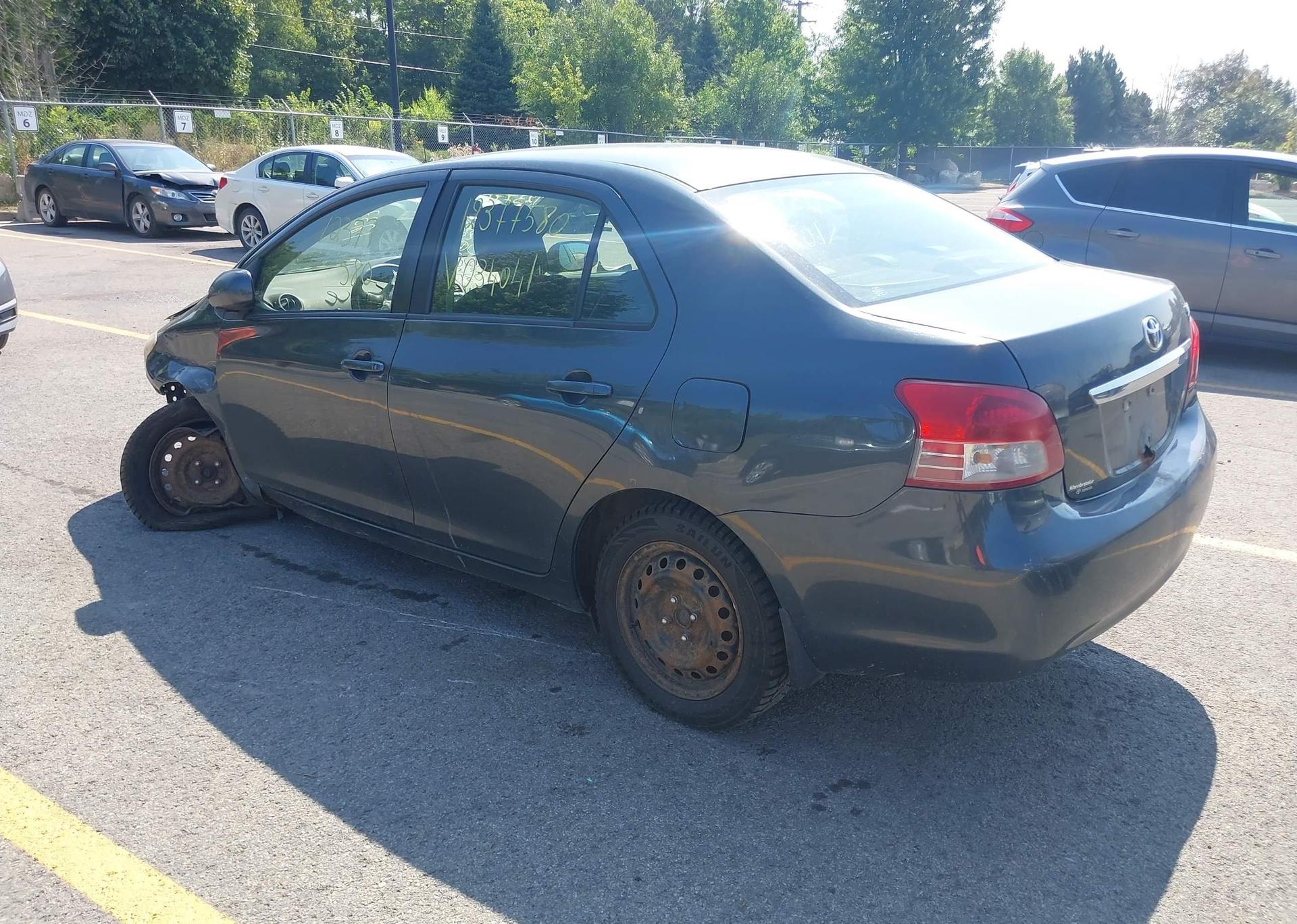 2012 TOYOTA YARIS