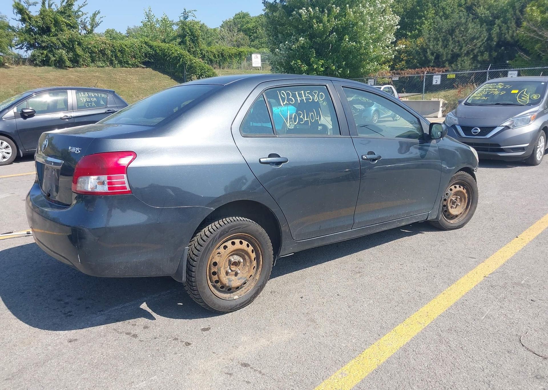 2012 TOYOTA YARIS