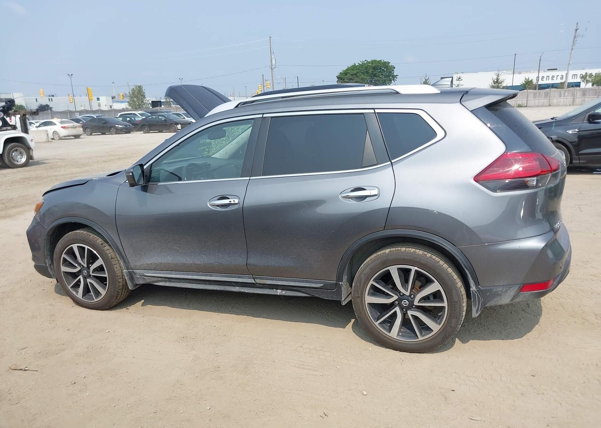 2019 NISSAN ROGUE S