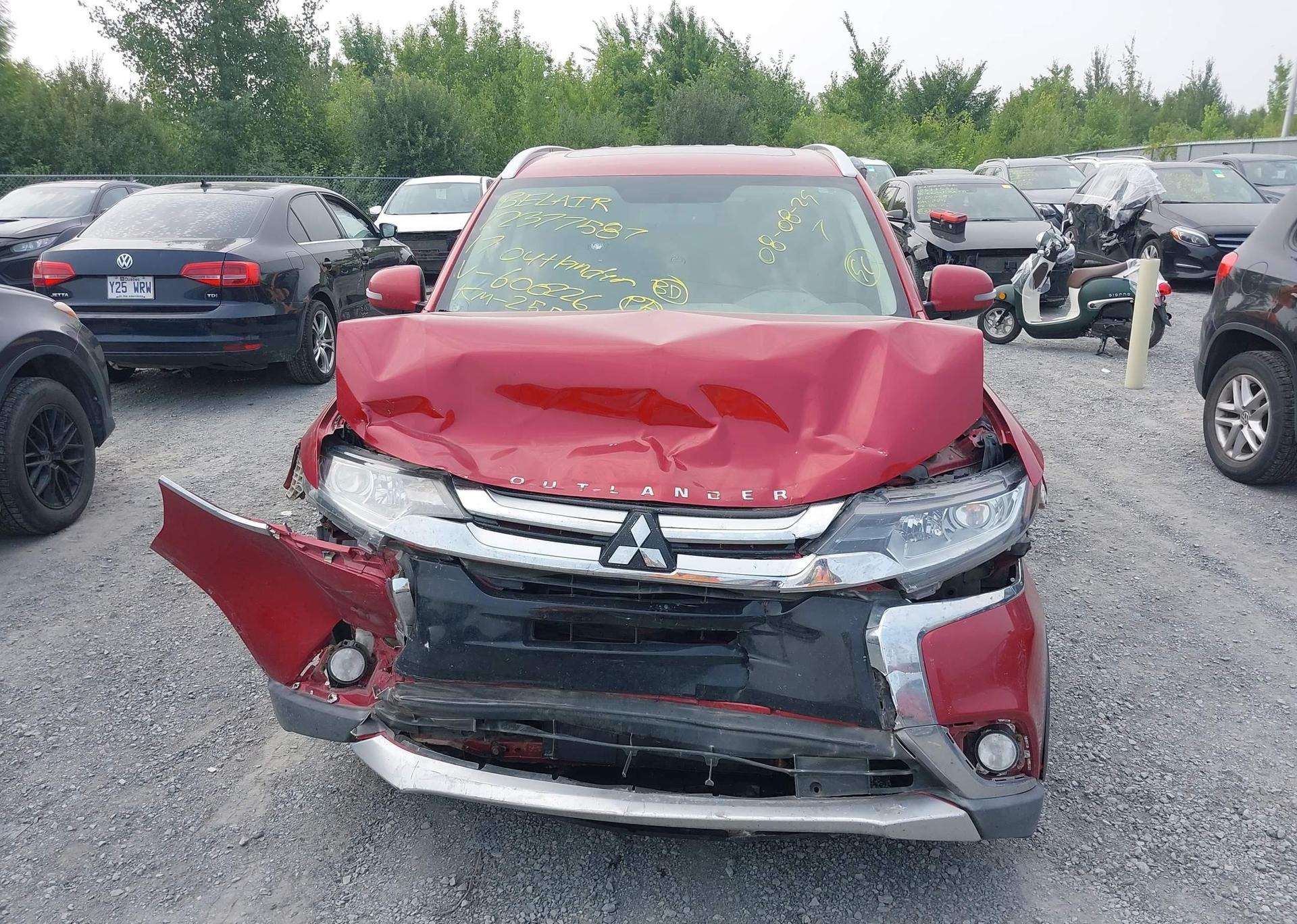 2017 MITSUBISHI OUTLANDER SE