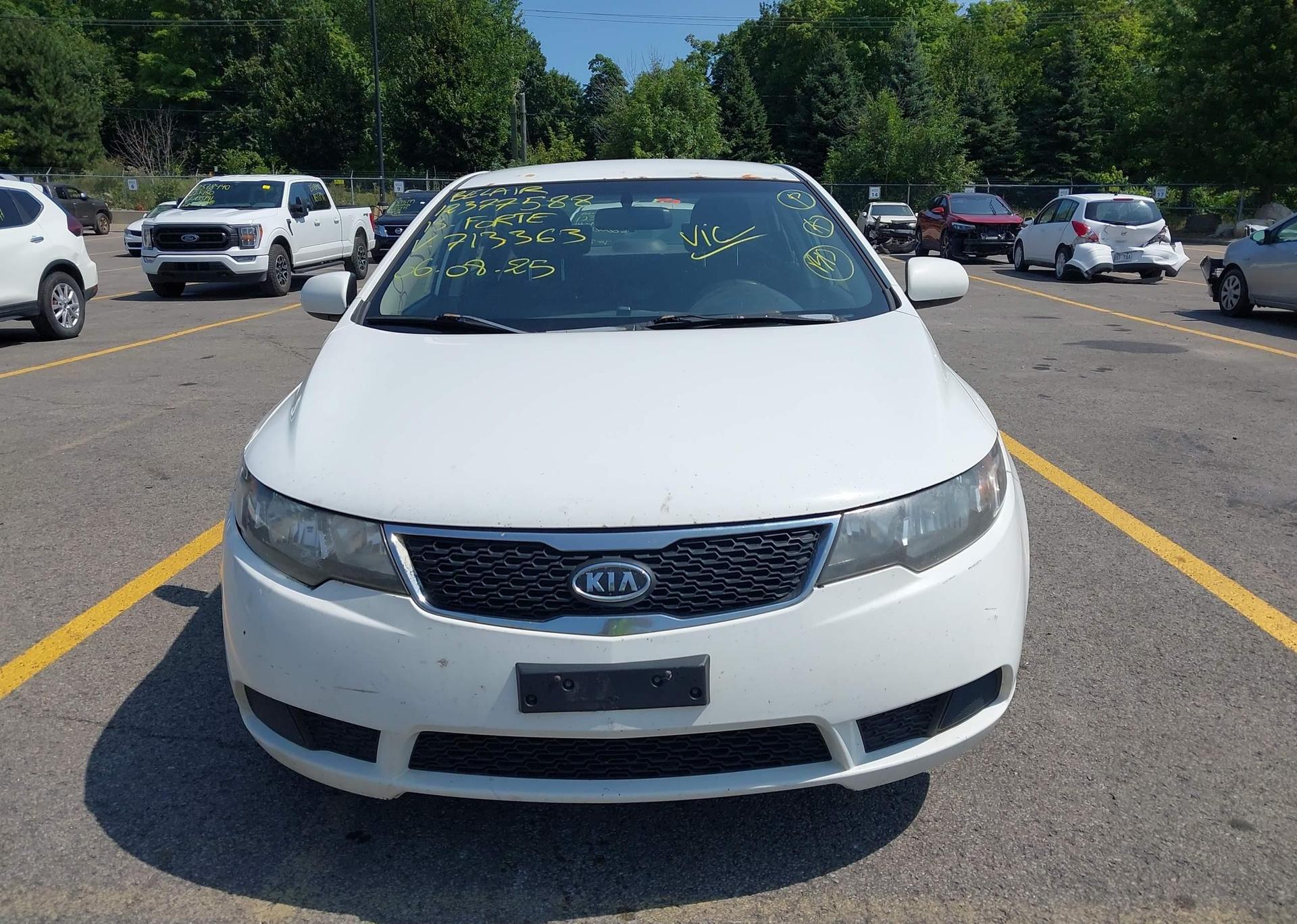 2013 KIA FORTE LX