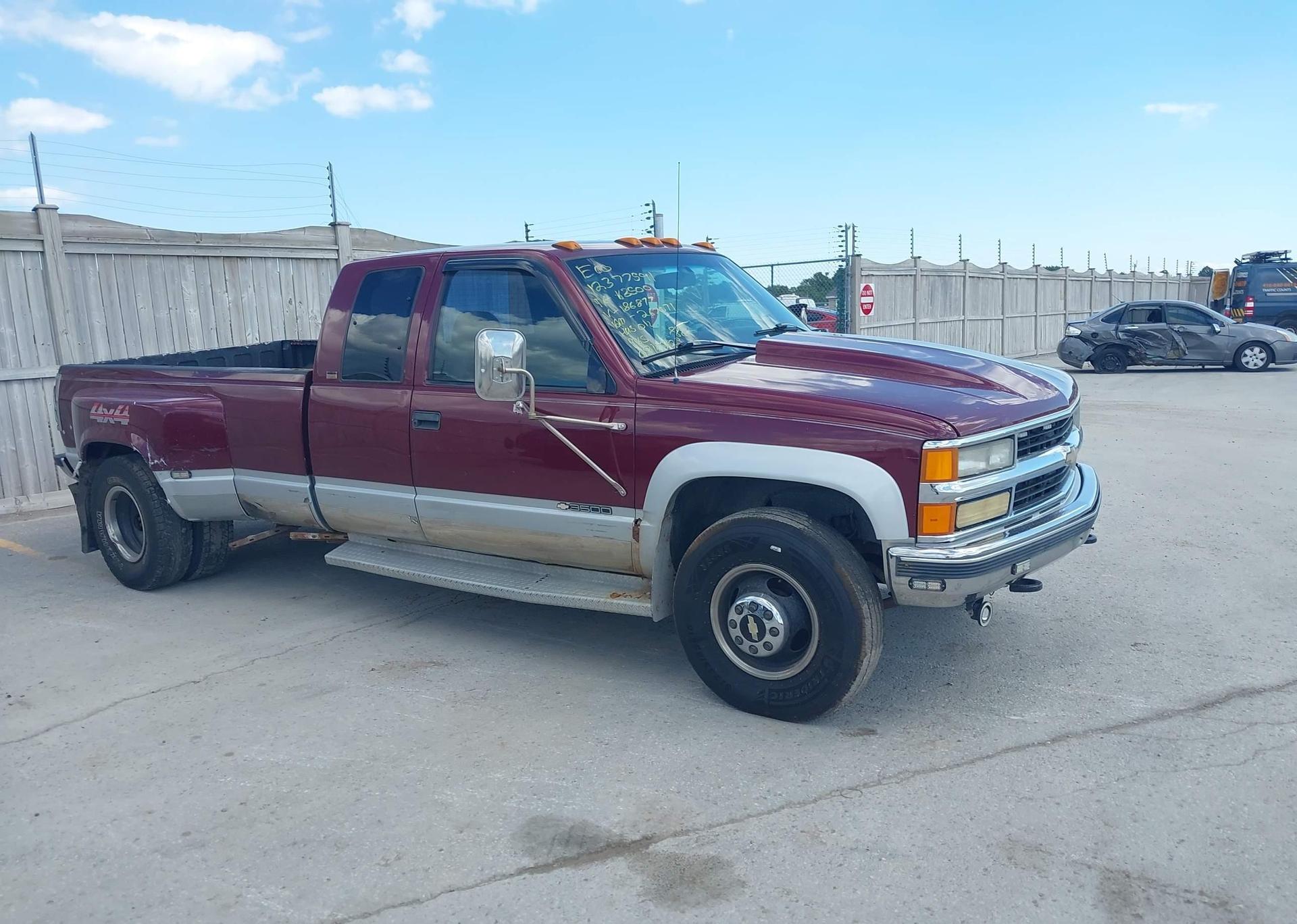 1996 CHEVROLET GMT-400 K3500
