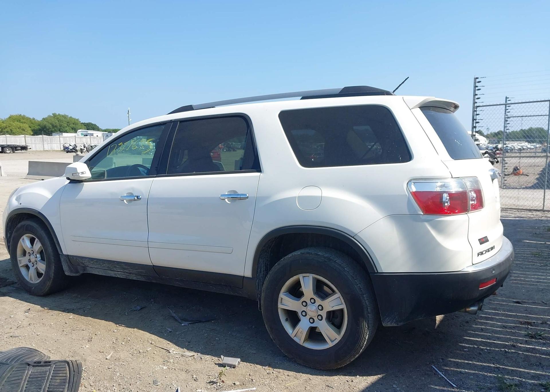 2012 GMC ACADIA SLE