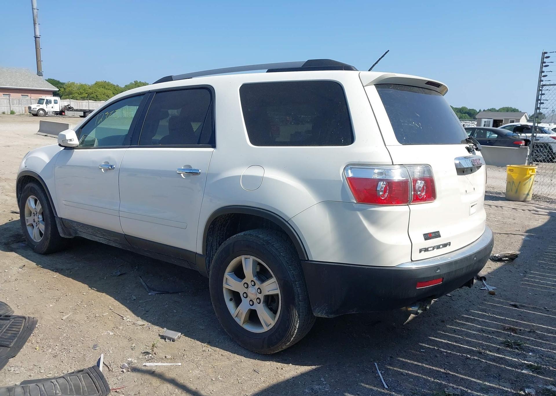2012 GMC ACADIA SLE
