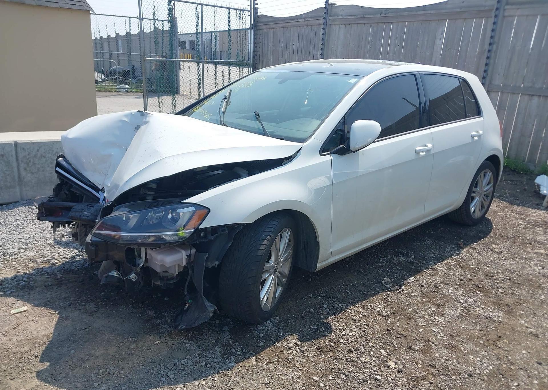 2015 VOLKSWAGEN GOLF