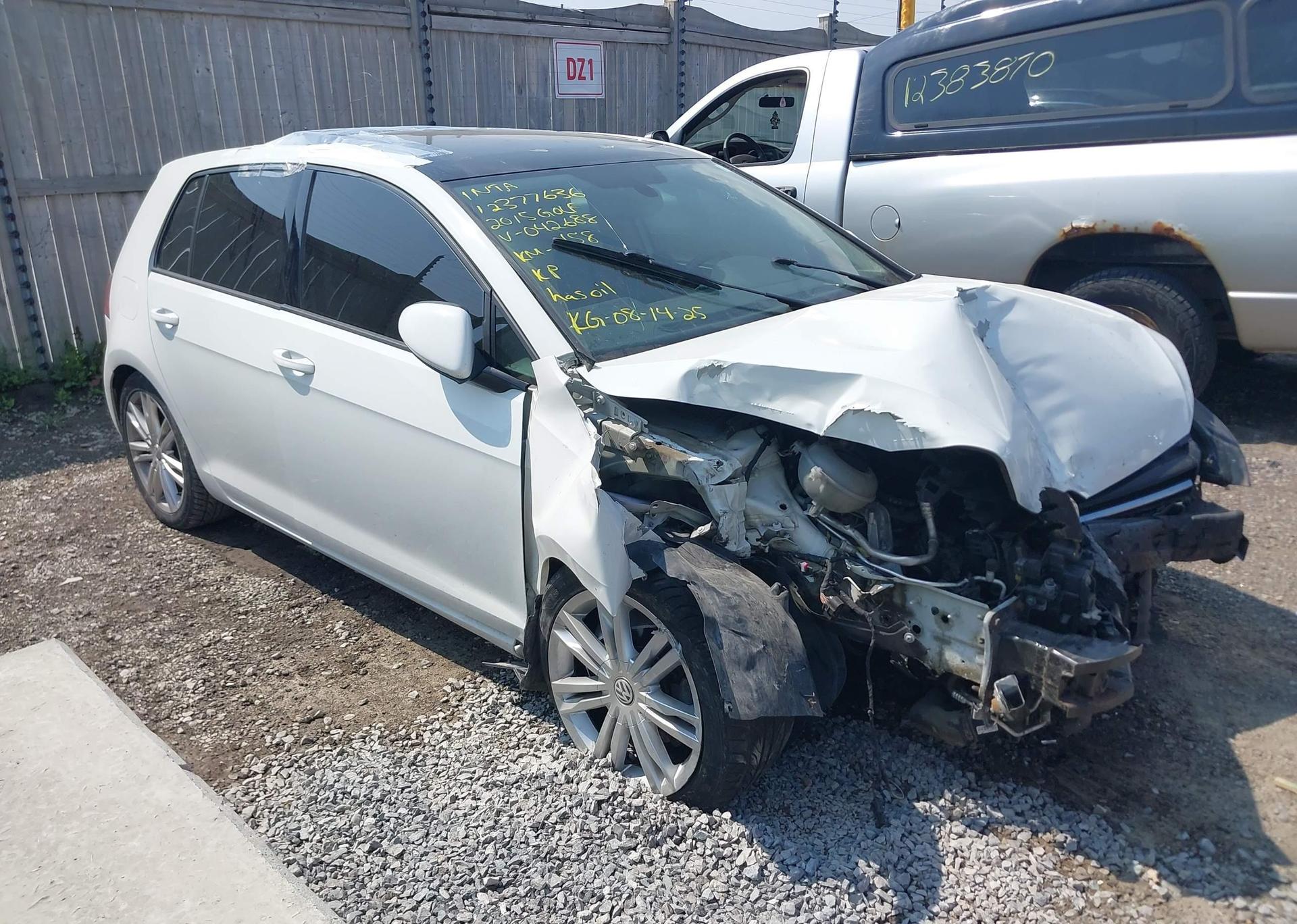 2015 VOLKSWAGEN GOLF