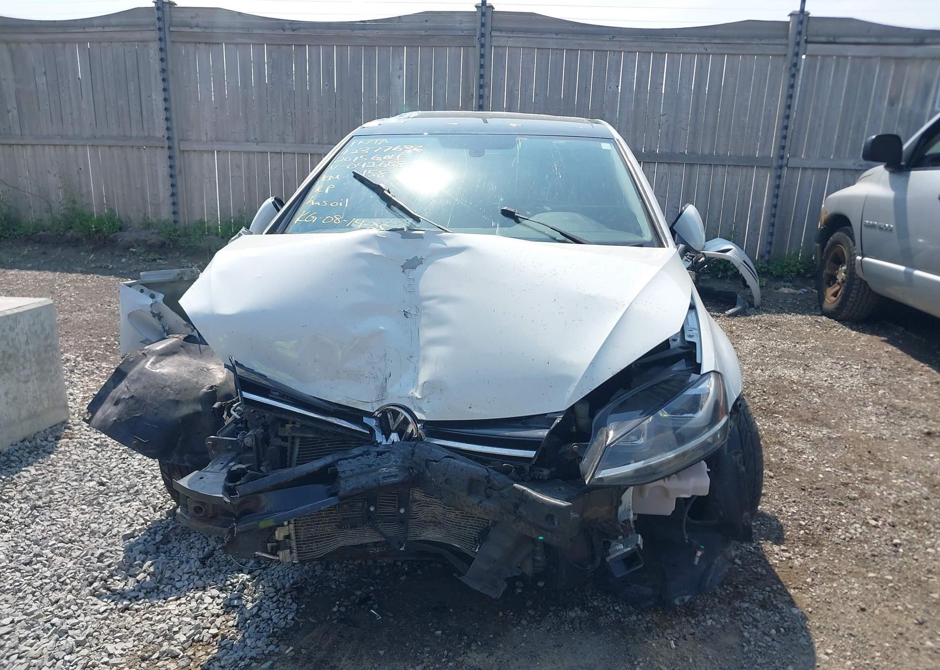 2015 VOLKSWAGEN GOLF