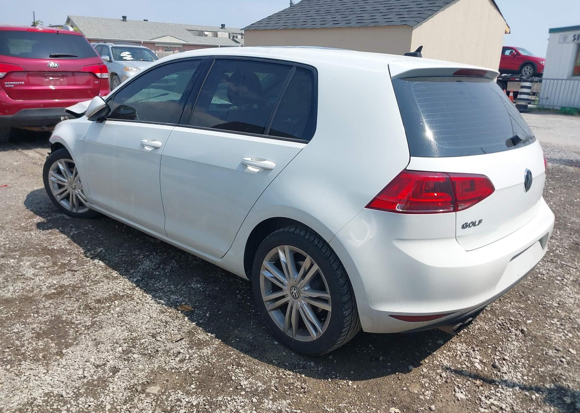 2015 VOLKSWAGEN GOLF
