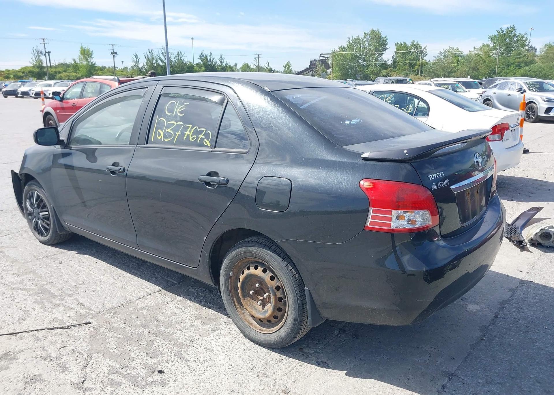 2010 TOYOTA YARIS
