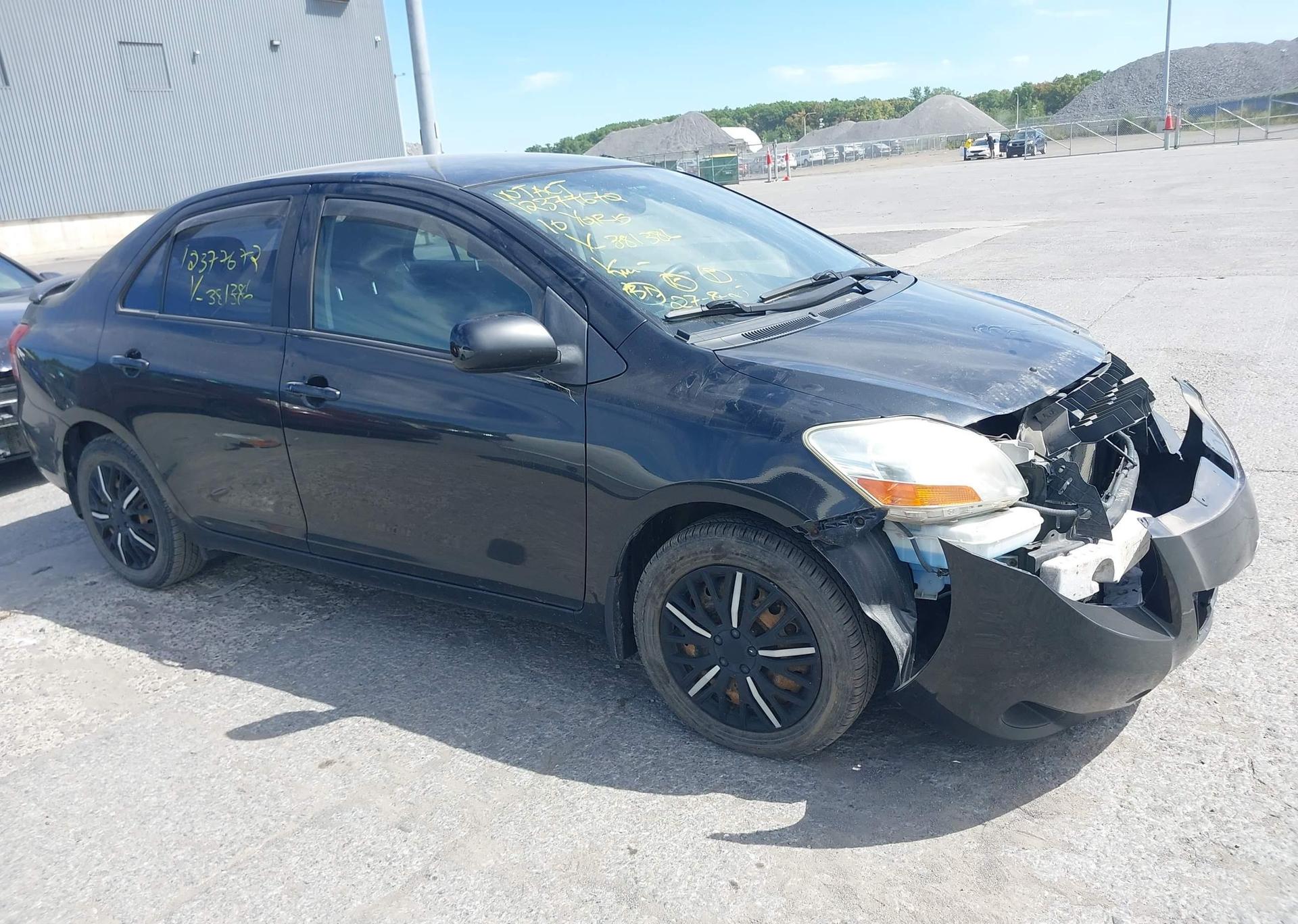 2010 TOYOTA YARIS