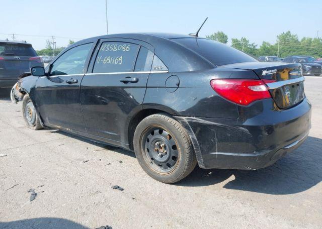 2013 CHRYSLER 200 LX