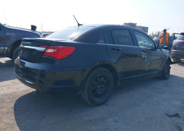 2013 CHRYSLER 200 LX
