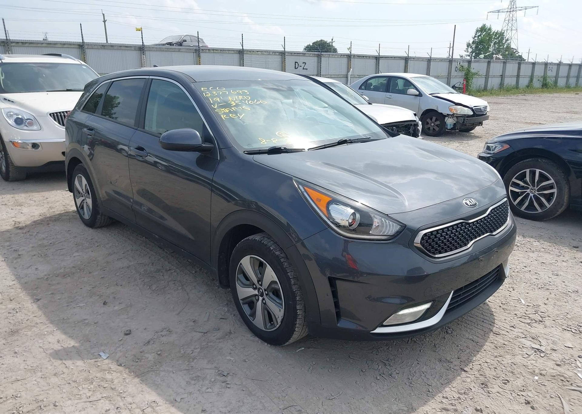 2019 KIA NIRO L