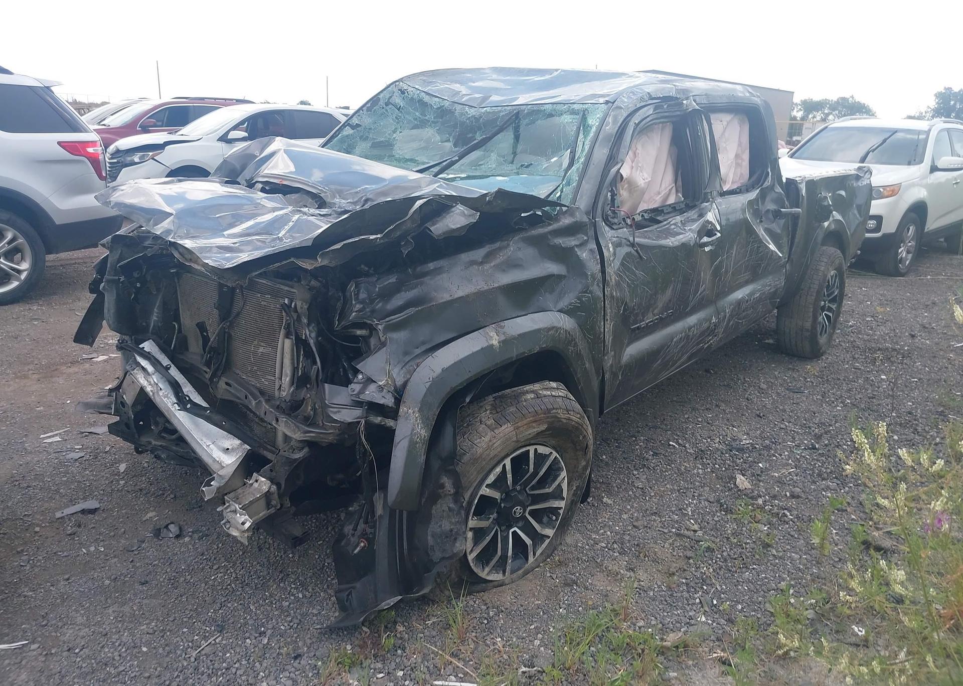 2023 TOYOTA TACOMA DOUBLE CAB