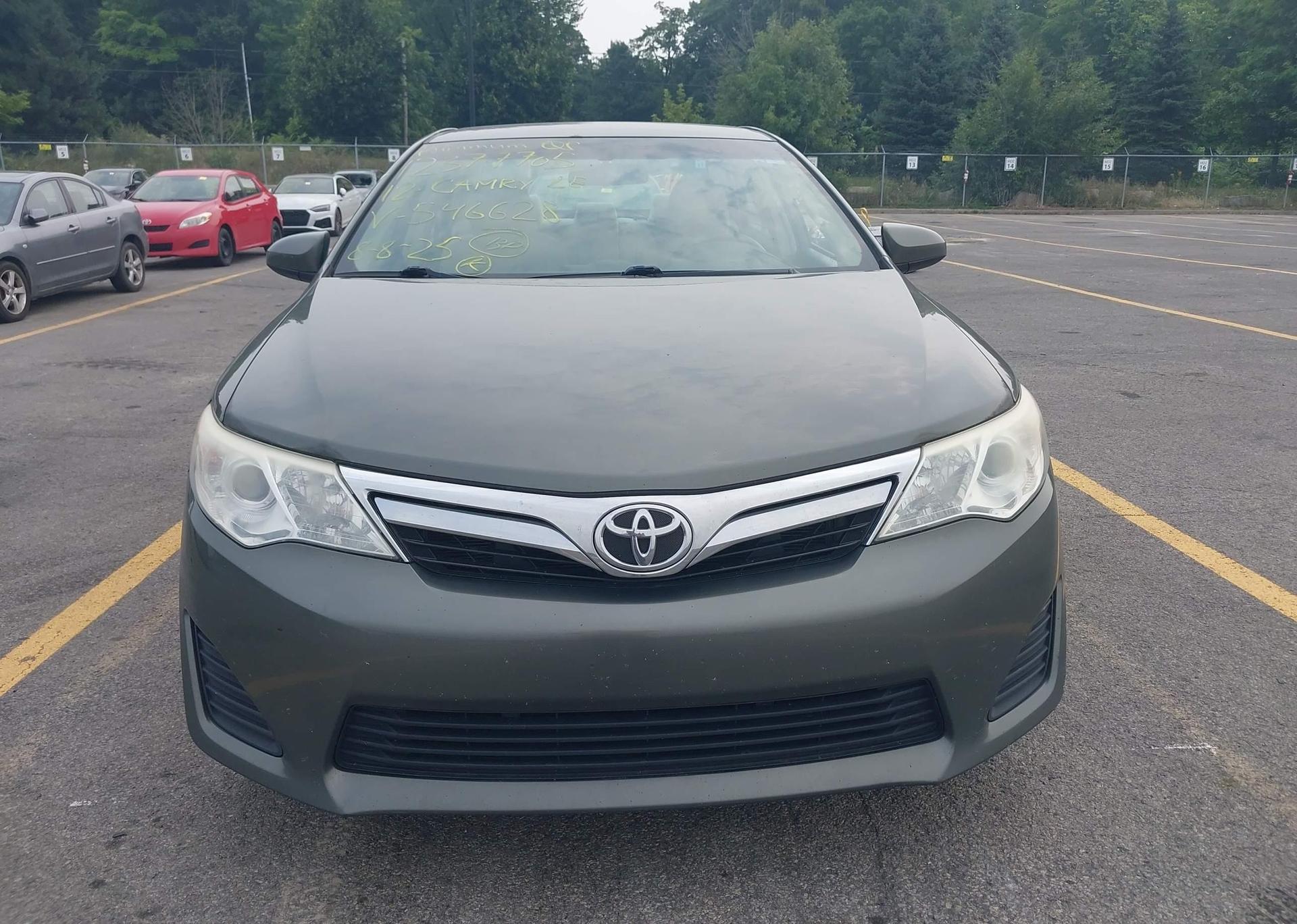 2012 TOYOTA CAMRY LE