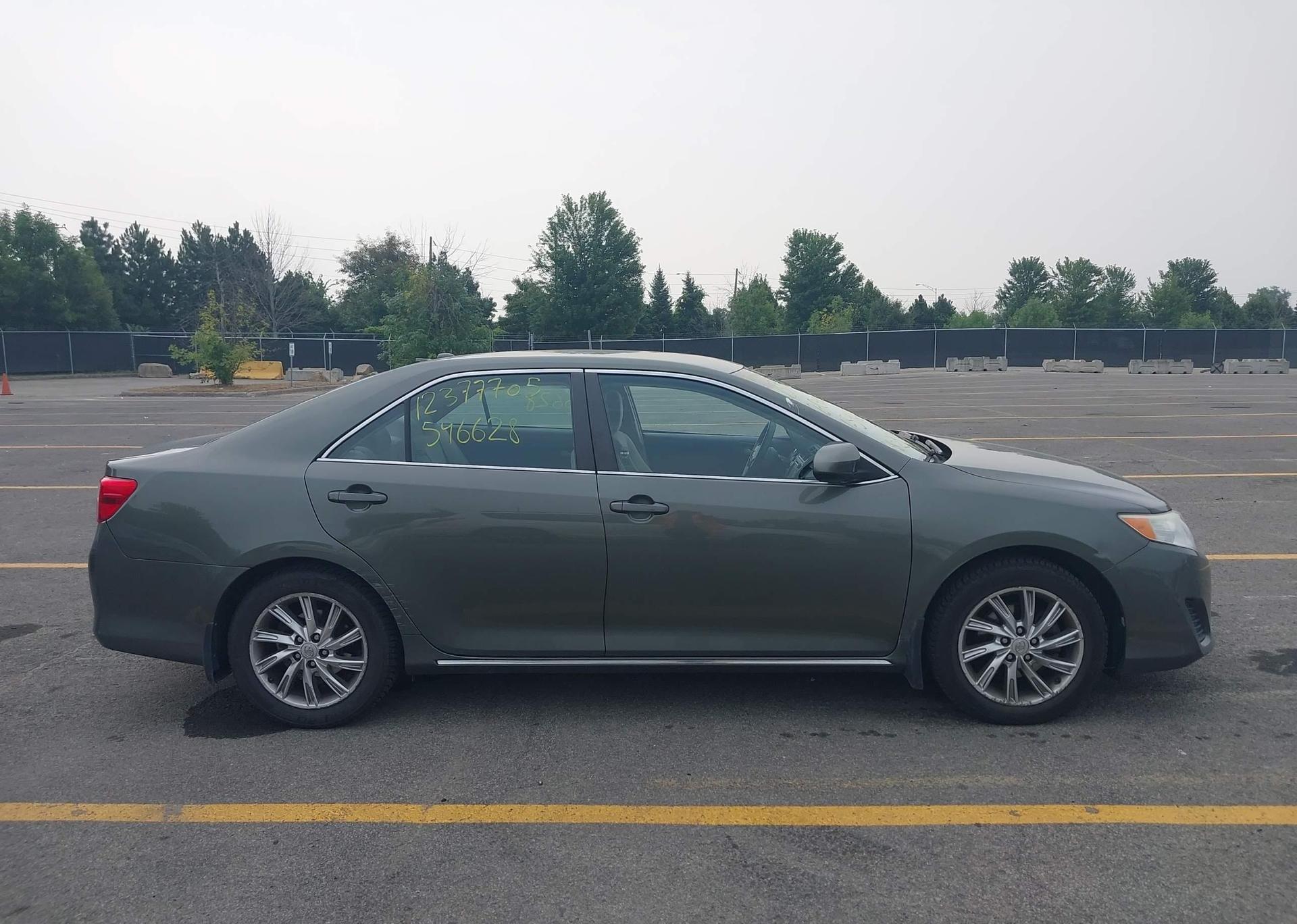 2012 TOYOTA CAMRY LE