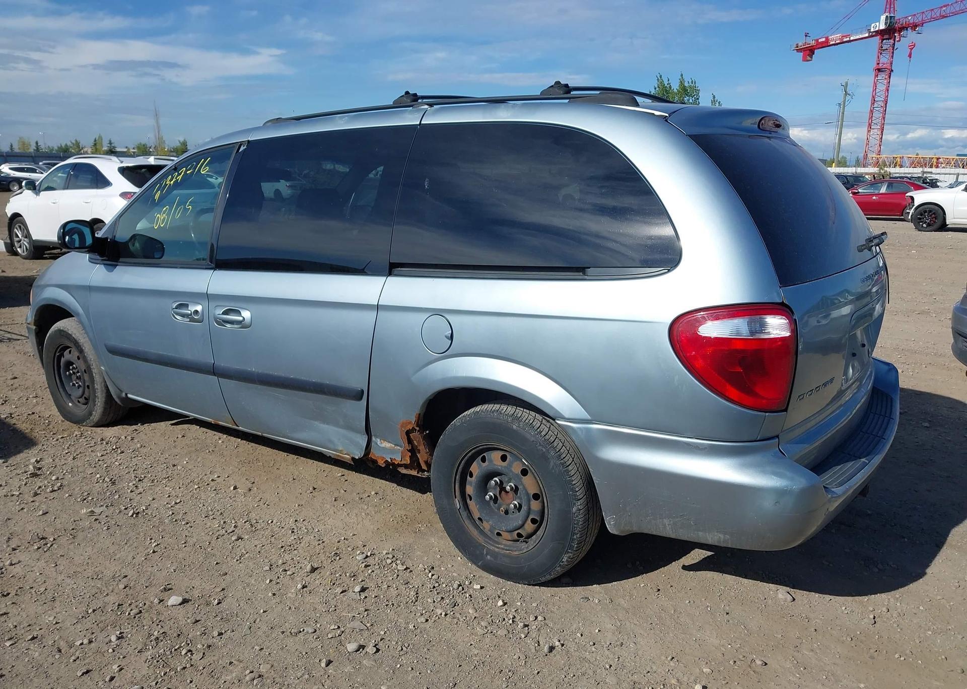 2005 DODGE GRAND CARAVAN SE