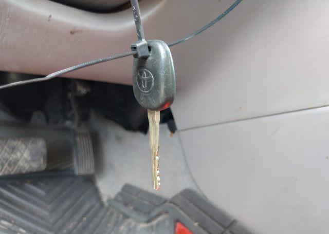 2006 TOYOTA COROLLA
