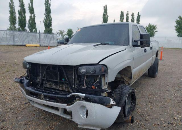 2005 GMC SIERRA 2500HD SL