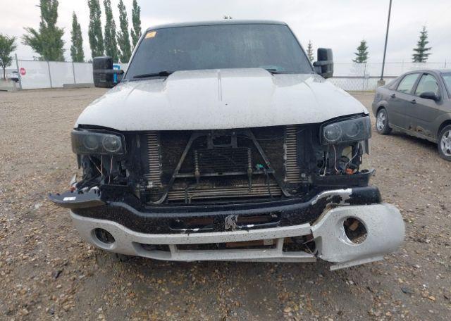 2005 GMC SIERRA 2500HD SL