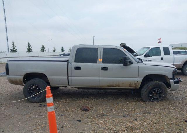 2005 GMC SIERRA 2500HD SL