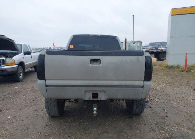 2005 GMC SIERRA 2500HD SL