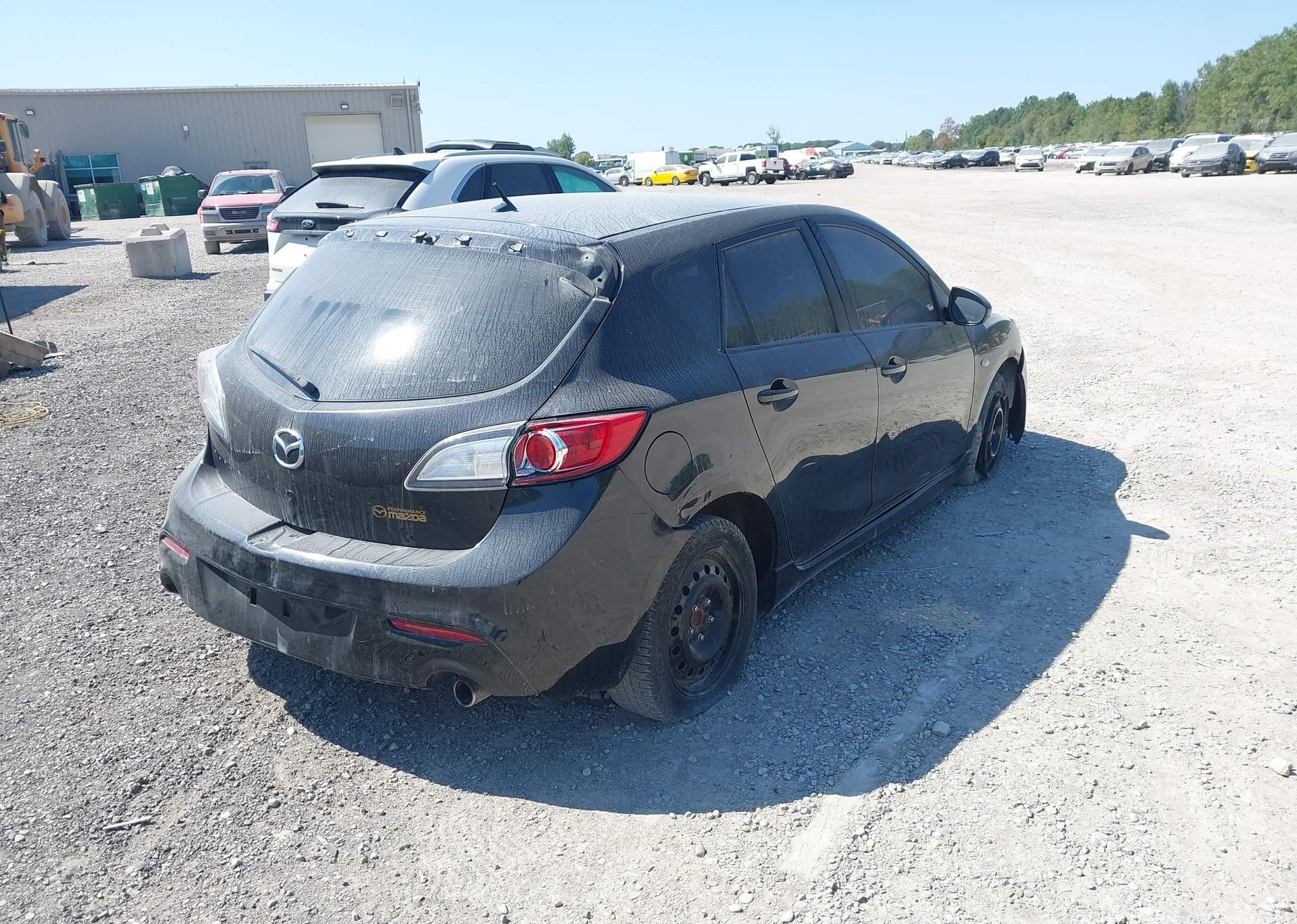 2010 MAZDA 3 S