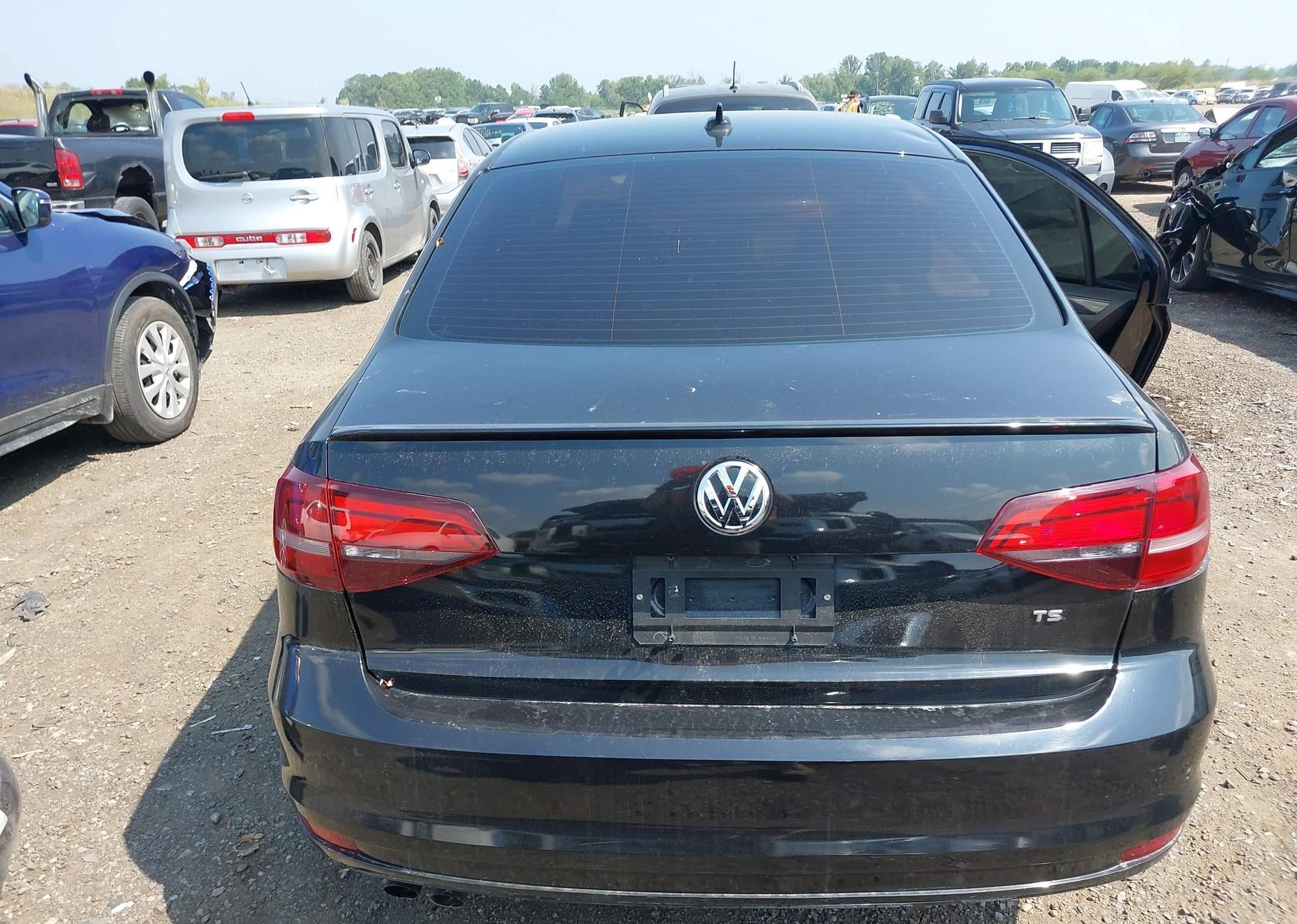2017 VOLKSWAGEN JETTA WOLFSBURG EDITION
