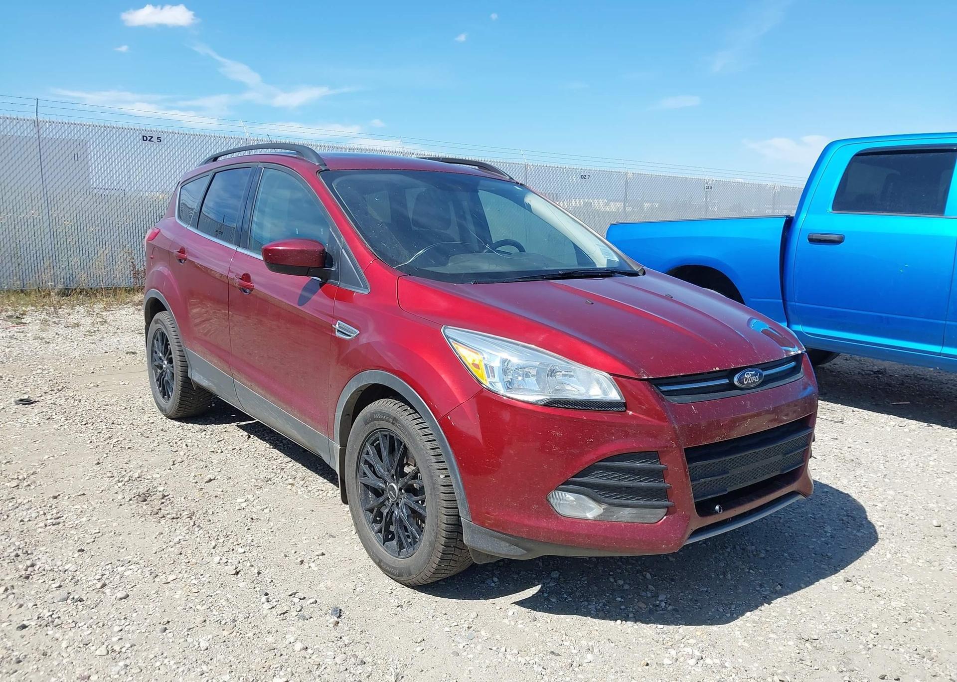 2015 FORD ESCAPE SE