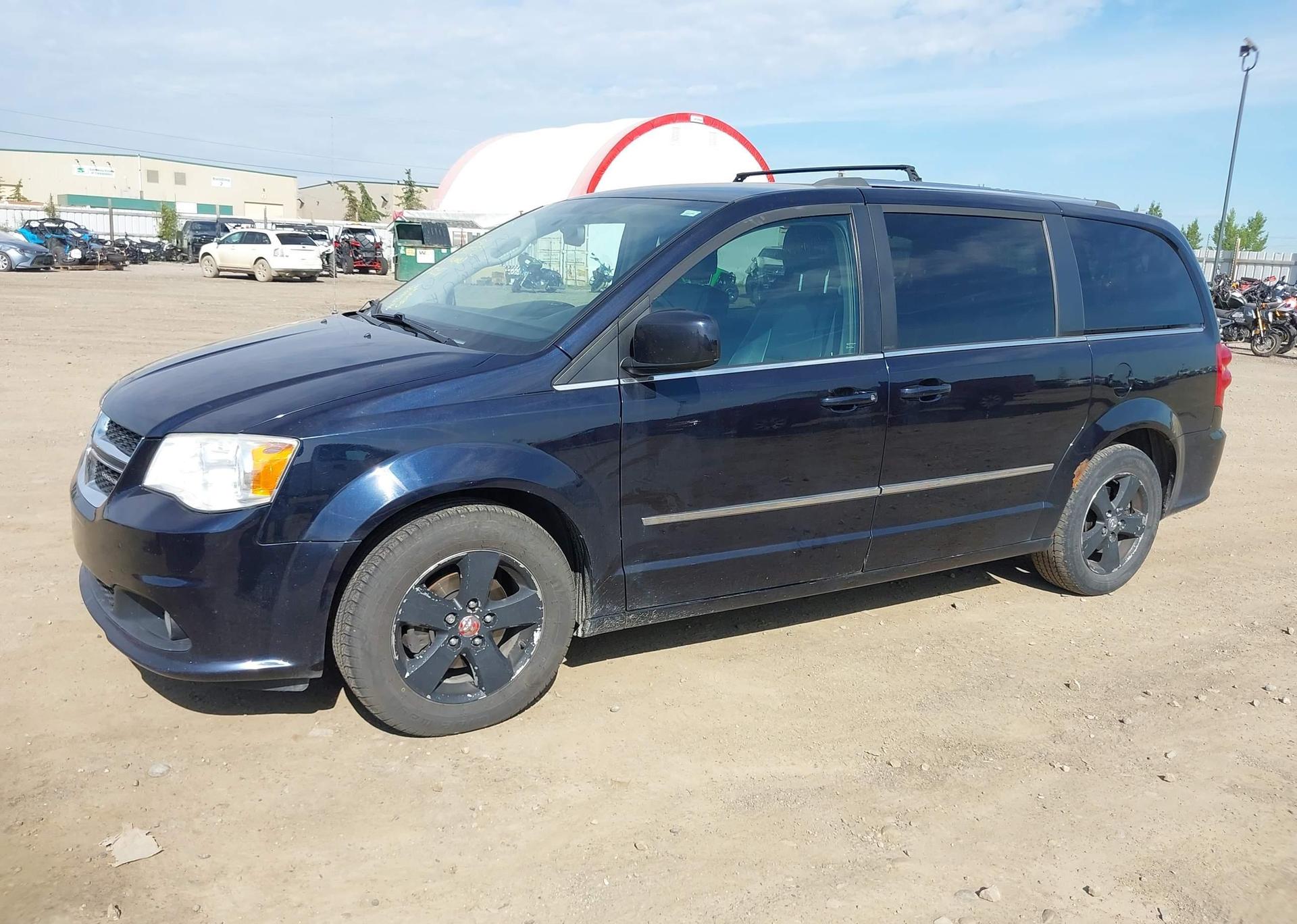 2011 DODGE GRAND CARAVAN CREW