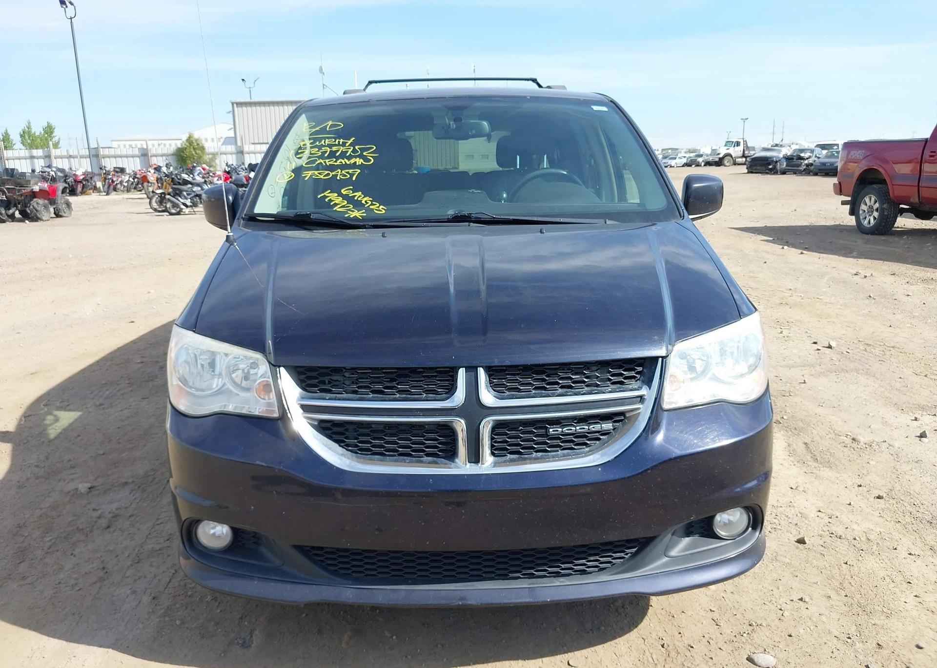 2011 DODGE GRAND CARAVAN CREW