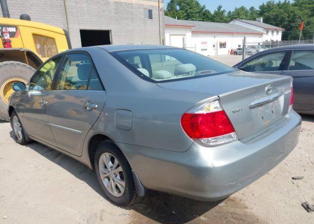 2005 TOYOTA CAMRY LE