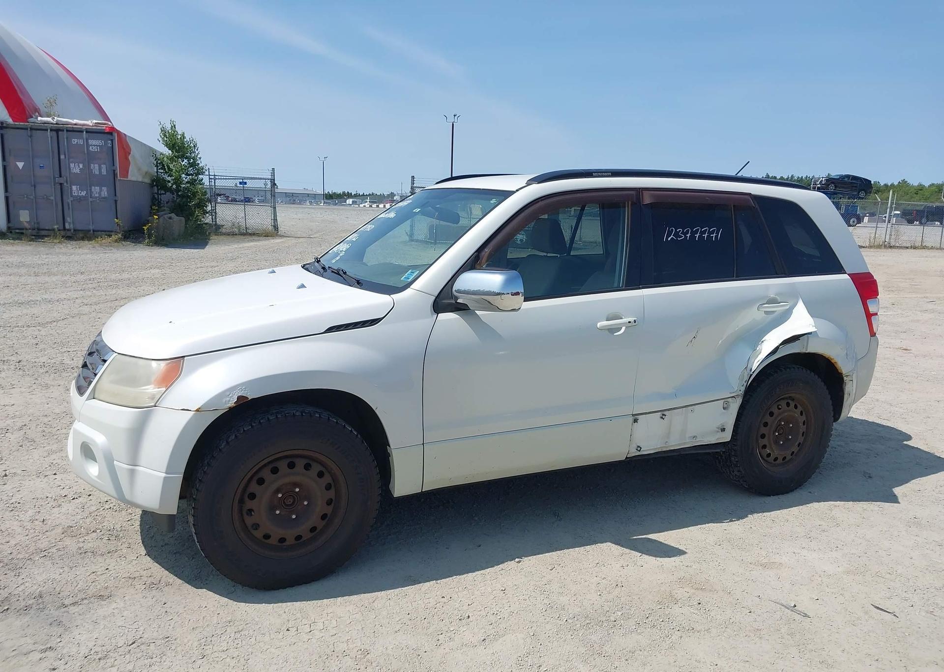 2011 SUZUKI GRAND VITARA JX