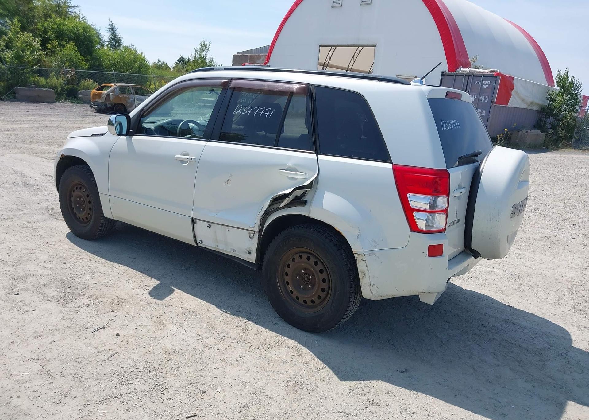 2011 SUZUKI GRAND VITARA JX