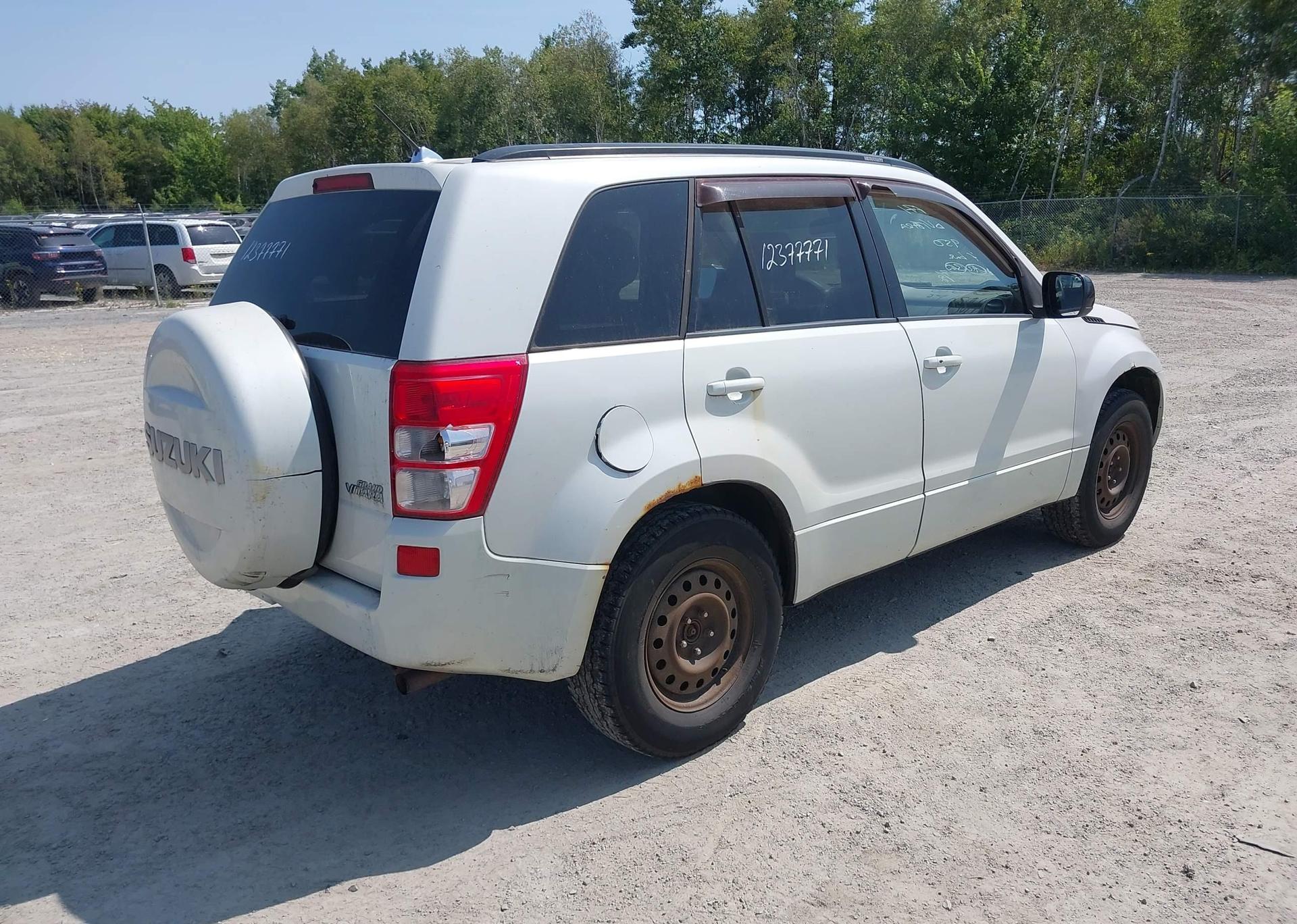 2011 SUZUKI GRAND VITARA JX