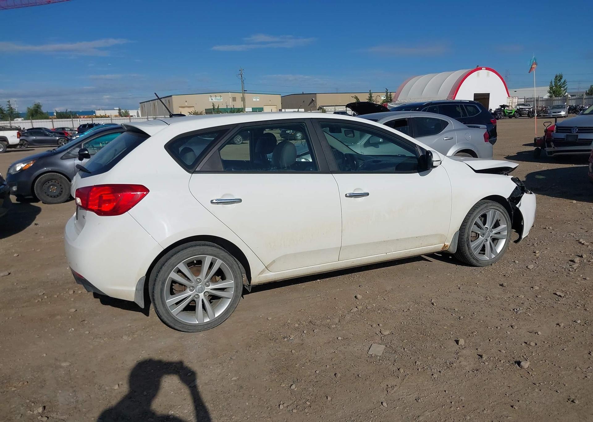 2011 KIA FORTE5 2.4L SX