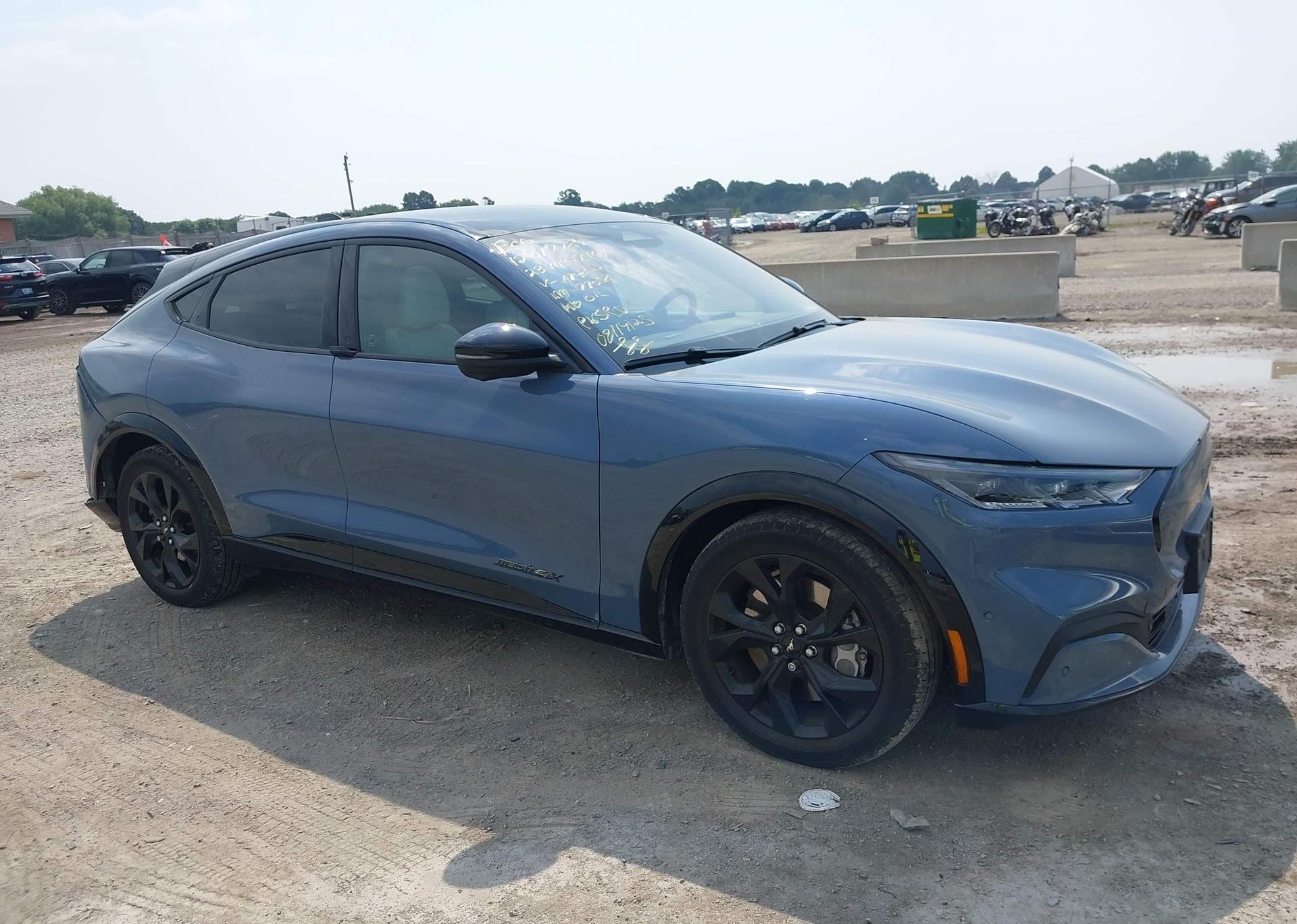 2023 FORD MUSTANG MACH-E