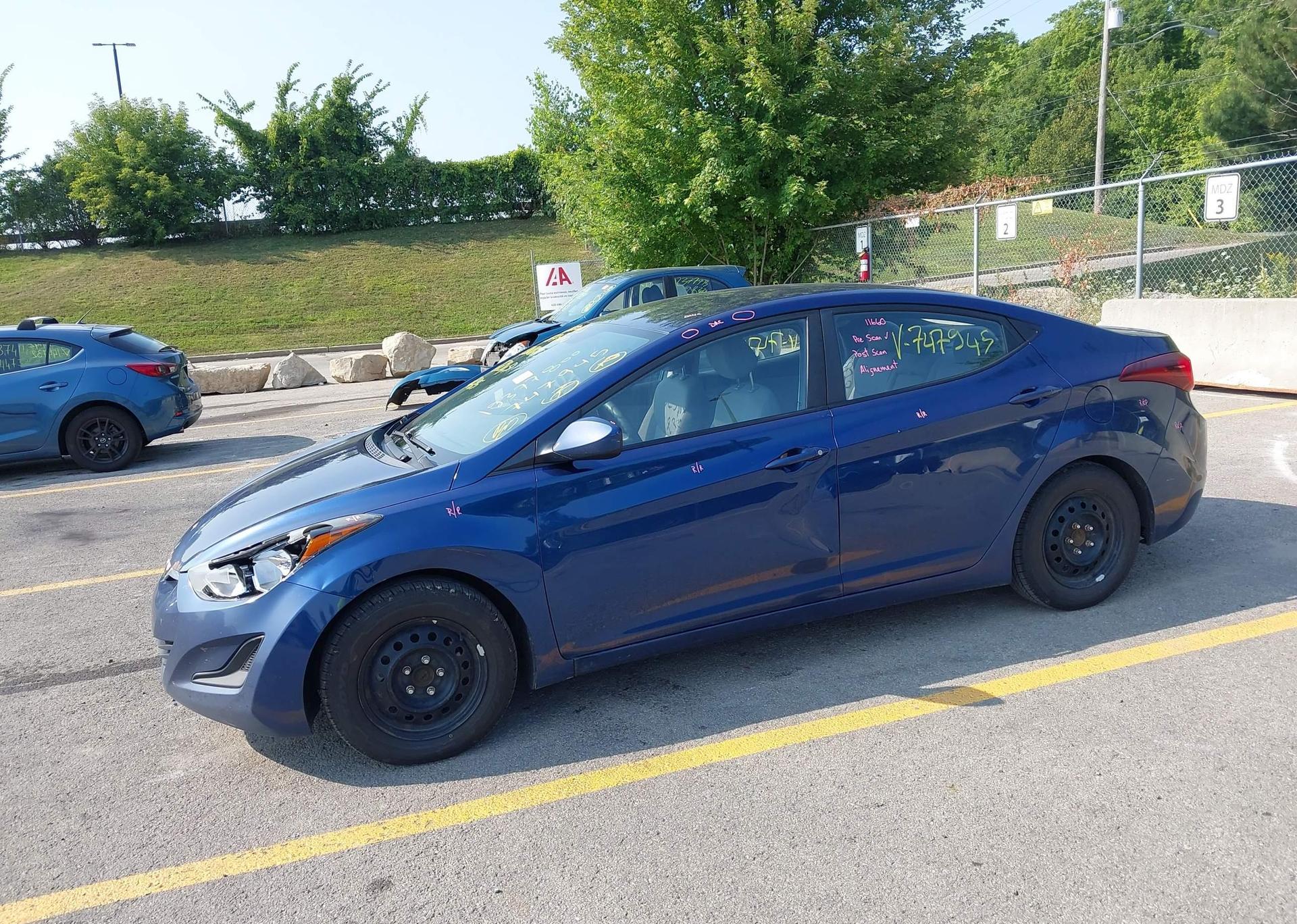 2016 HYUNDAI ELANTRA SE