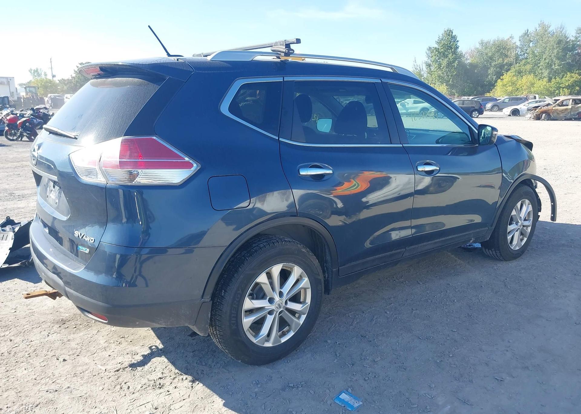 2015 NISSAN ROGUE S