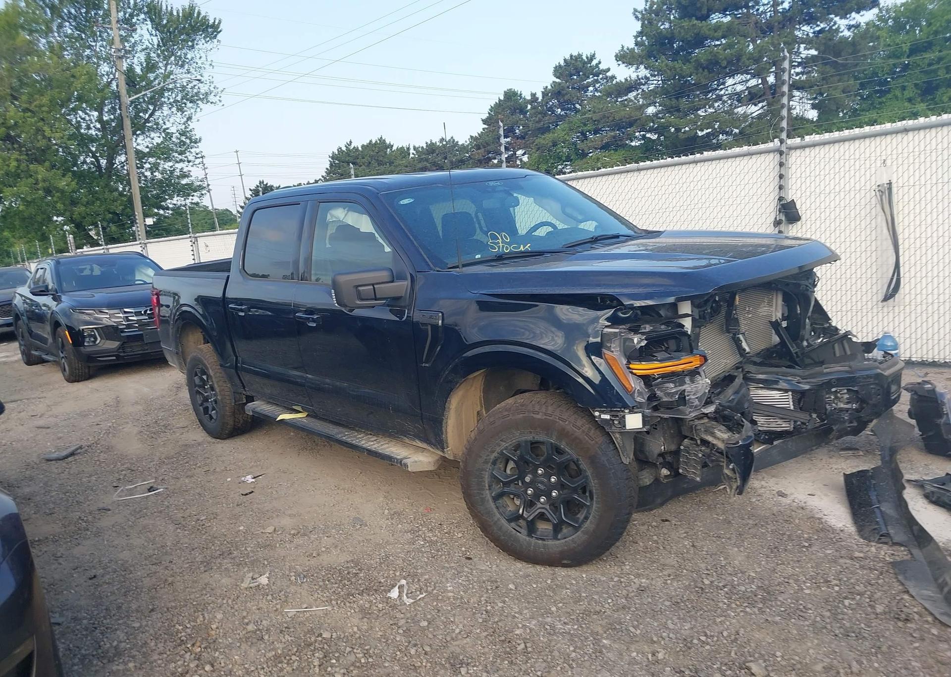 2024 FORD F150 XLT