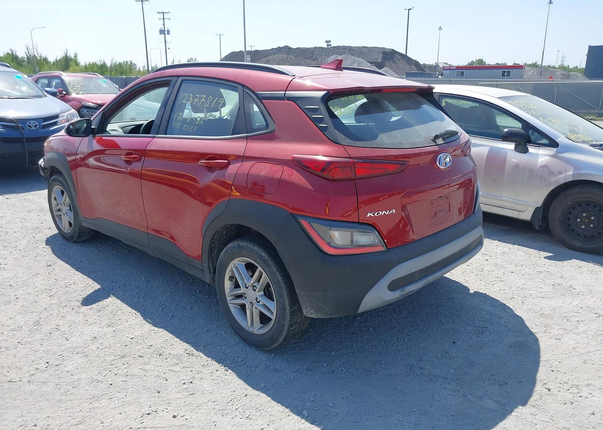 2022 HYUNDAI KONA SE